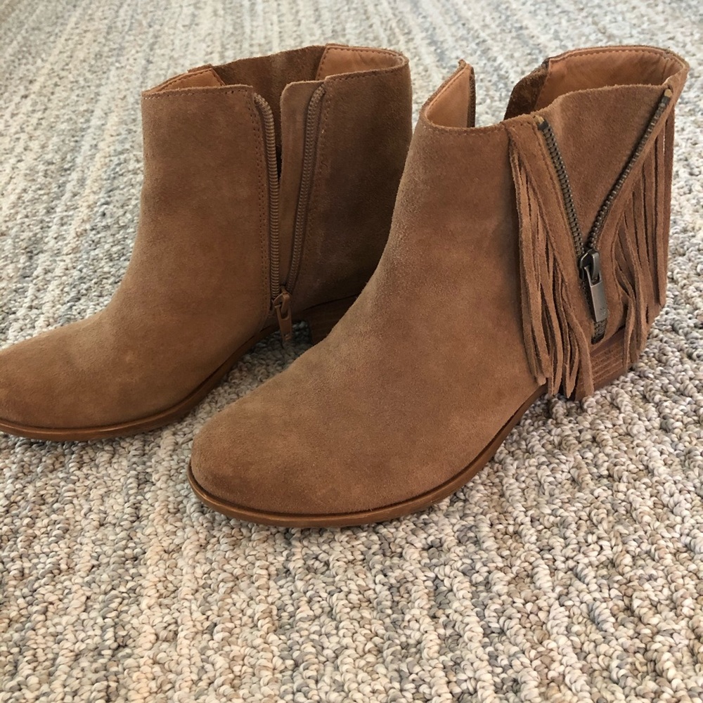 Lucky Brand Beeliner Fringe Booties
